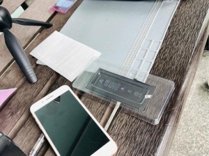 修过的手机（探索修复技术的奇迹，了解手机维修师的辛勤努力）