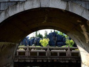 18-400腾龙镜头（一镜包揽，无限创意，让摄影更简单）