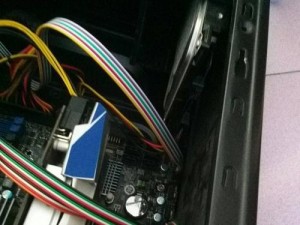 台式电脑硬盘接线图详解（了解台式电脑硬盘接线图，轻松连接设备）