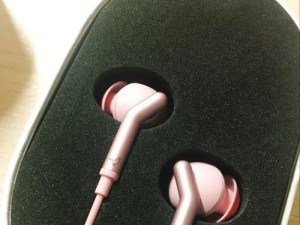 小鸟耳机——革新音乐体验的最佳选择（舒适贴耳设计、卓越音质、智能功能一应俱全）